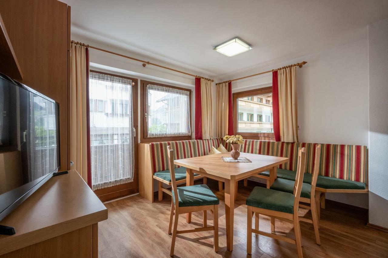 Gastehaus Amor Apartment Mayrhofen Ngoại thất bức ảnh